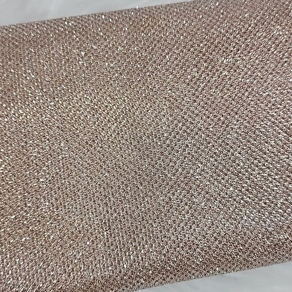 GLINT Clutch with Chain - Picture 4 of 10